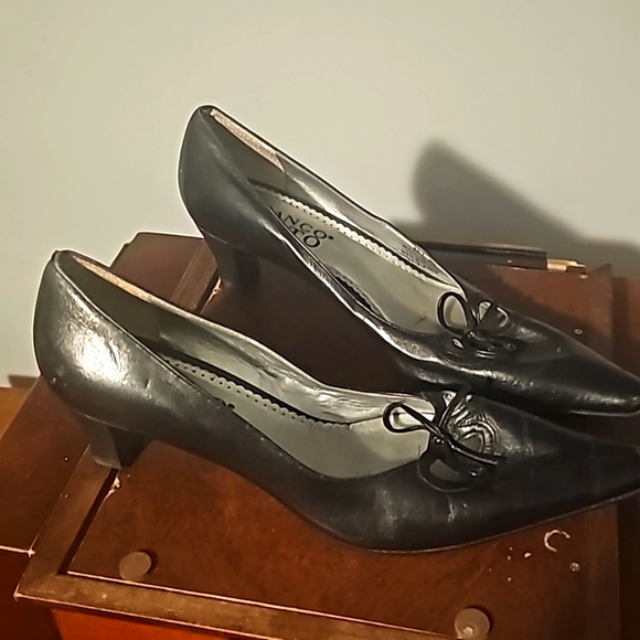 Franco Sarto Designer Genuine Leather Ladies Shoes, Sz 8, Black, Low Thick Heel - Picture 5 of 8